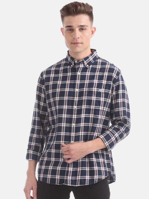 

Aeropostale Men Navy Blue & White Regular Fit Checked Casual Shirt