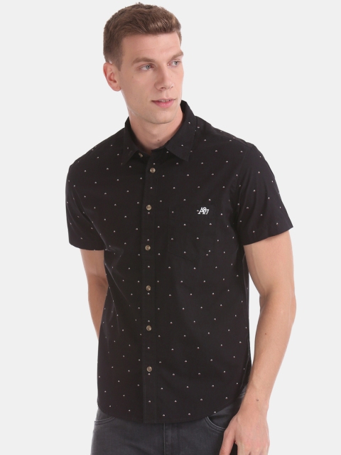 

Aeropostale Men Black Regular Fit Printed Casual Shirt