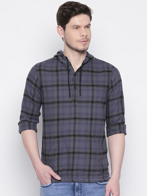 

Mufti Men Grey Slim Fit Checked Casual Shirt