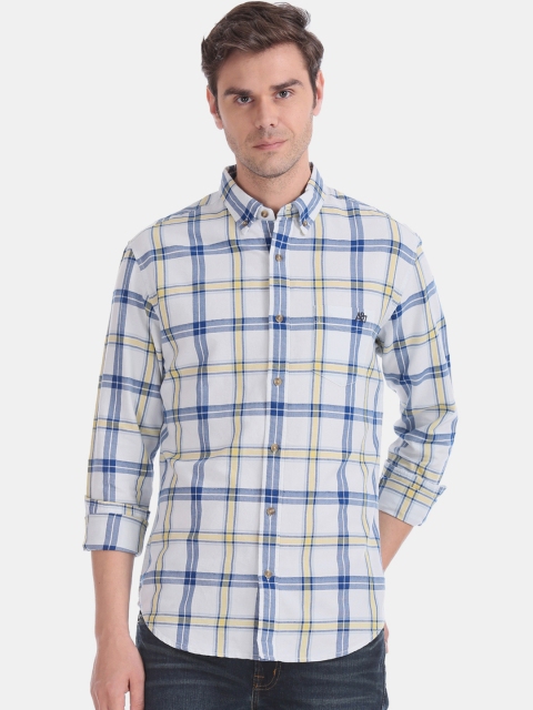 Aeropostale Men White Regular Fit Checked Casual Shirt