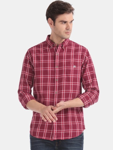 

Aeropostale Men Red & White Regular Fit Checked Casual Shirt