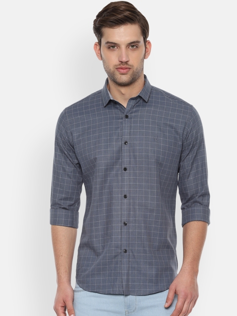 

V Dot Men Grey Slim Fit Checked Casual Shirt