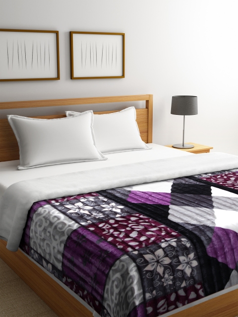 

KLOTTHE Purple & Black Floral Mild Winter 450 GSM Double Bed Comforter