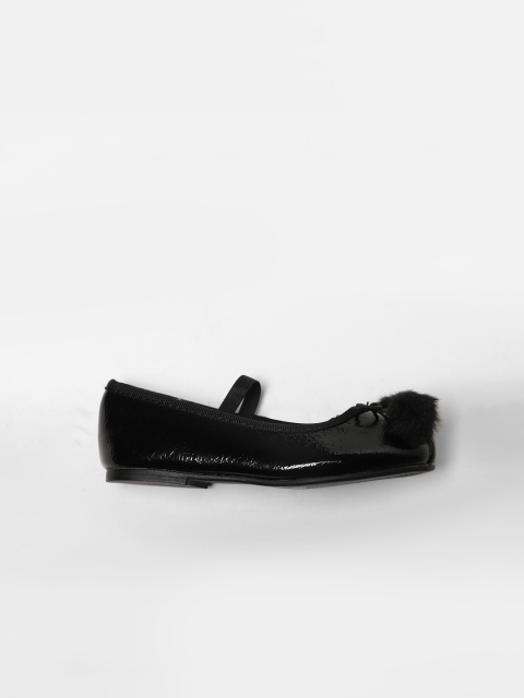 

CHARLES & KEITH Girls Black Solid Ballerinas