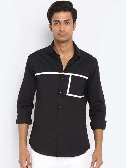 

Mufti Men Black & White Slim Fit Striped Casual Shirt