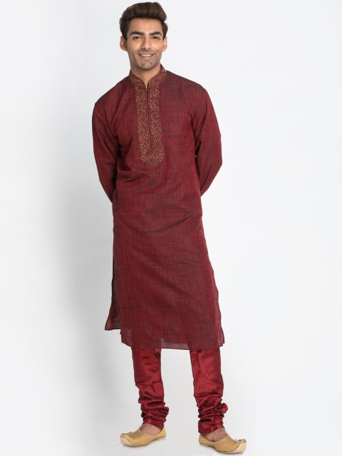 

Lakshya by Manish Men Maroon Solid Kurta with Churidar