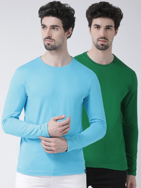 

Friskers Men Green Solid Round Neck T-shirt