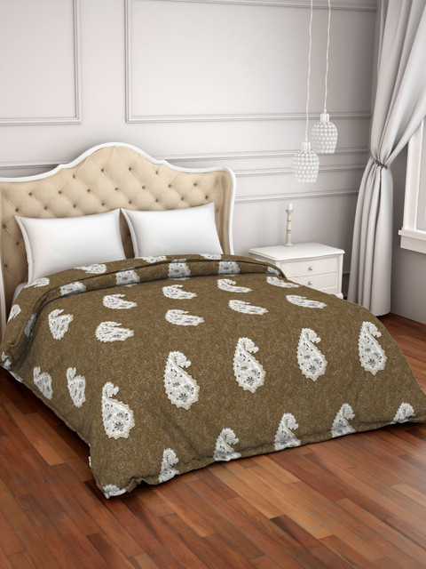 

Welspun Brown Ethnic Motifs AC Room 110 GSM Reversible Double Bed Dohar
