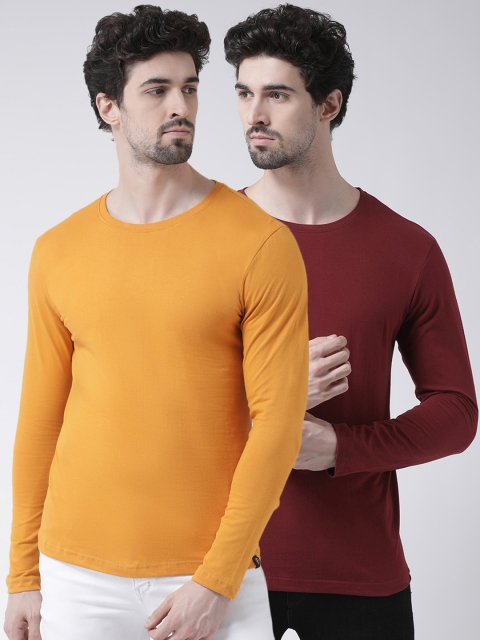 

Friskers Men Maroon Solid Round Neck T-shirt