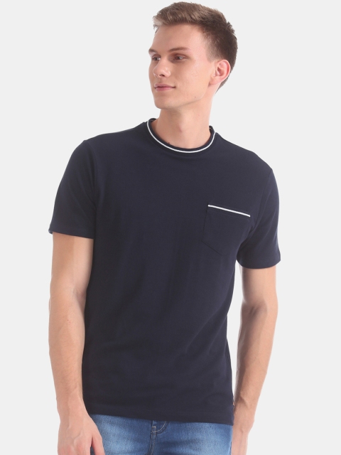 

Cherokee Men Navy Blue Solid Round Neck T-shirt