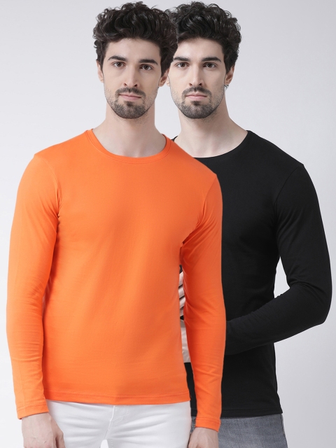 

Friskers Men Black Solid Round Neck T-shirt