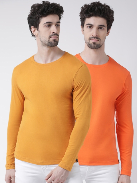 

Friskers Men Orange Solid Round Neck T-shirt