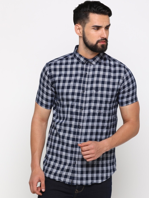

SHOWOFF Men Navy Blue & Off-White Slim Fit Checked Casual Shirt