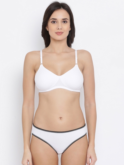 

Clovia Women White Solid Lingerie Set COMBBP20532B