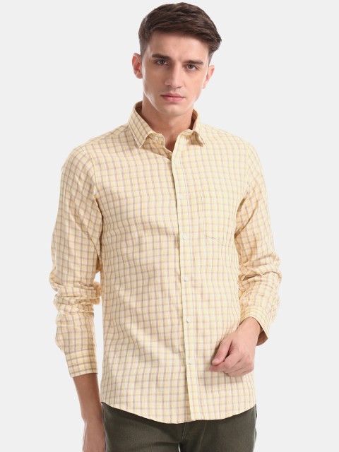 

Excalibur Men Yellow Slim Fit Checked Casual Shirt