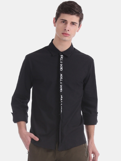 

Colt Men Black Regular Fit Solid Casual Shirt