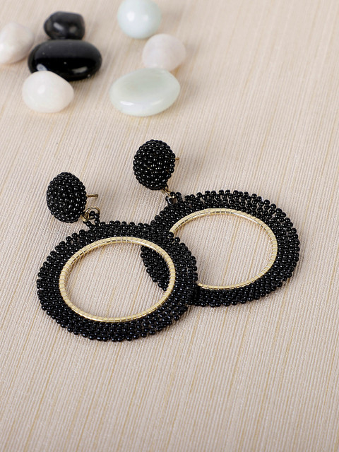 

Crunchy Fashion Copper-Plated Gold-Toned & Black Circular Drop Earrings