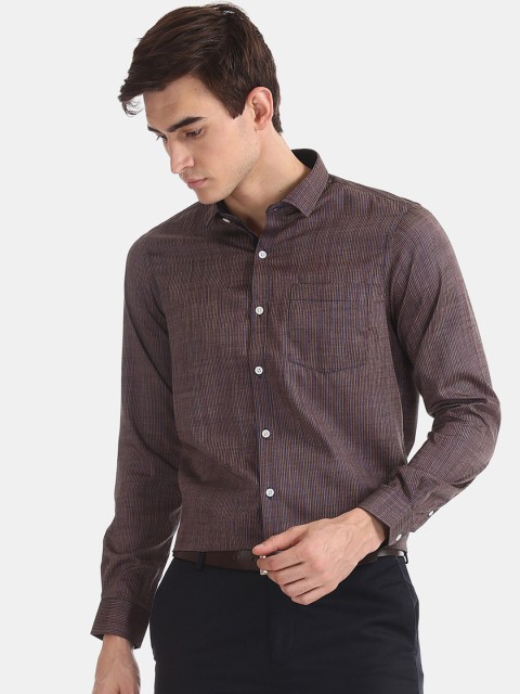

Excalibur Men Brown & Navy Blue Regular Fit Striped Formal Shirt