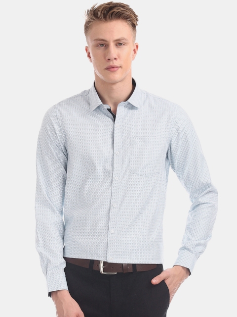 

Excalibur Men Blue Slim Fit Self Checked Formal Shirt