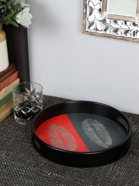 

VarEesha Black & Red Hand Painted Leaf Circular Wooden Serving Tray