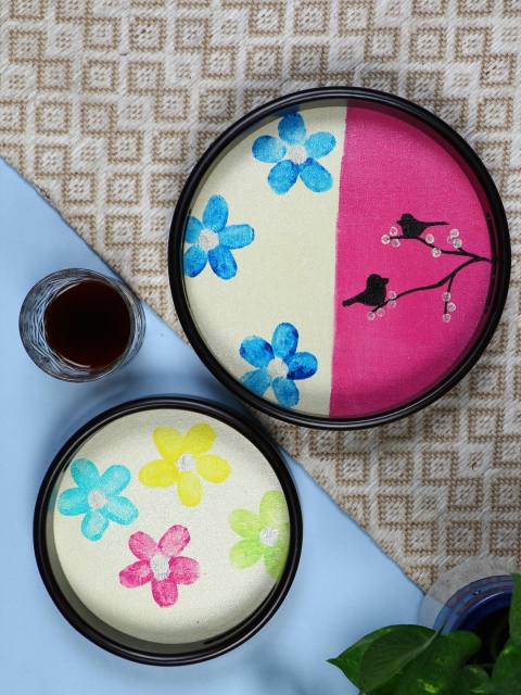 

VarEesha Set of 2 Thumbprint Handmade Circular Wooden Serving Trays, Black