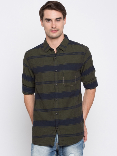 

SPYKAR Men Olive Green & Navy Blue Slim Fit Striped Casual Shirt