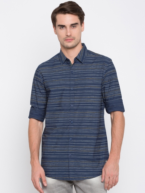 

SPYKAR Men Navy Blue & White Slim Fit Striped Casual Shirt