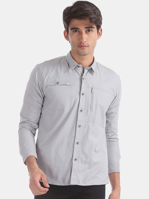 

Cherokee Men Grey Regular Fit Solid Casual Shirt
