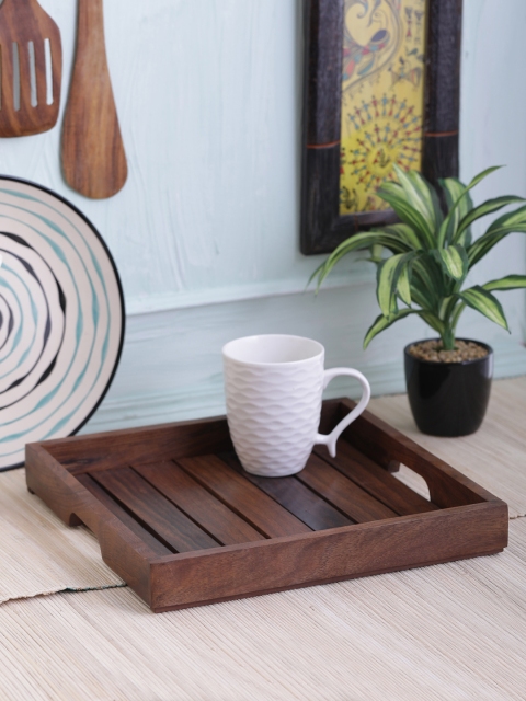 

VarEesha Beige & Brown Sheesham Wooden Serving Tray
