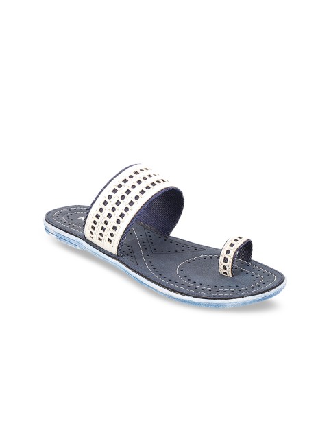 

Mochi Women White Textured One Toe Flats