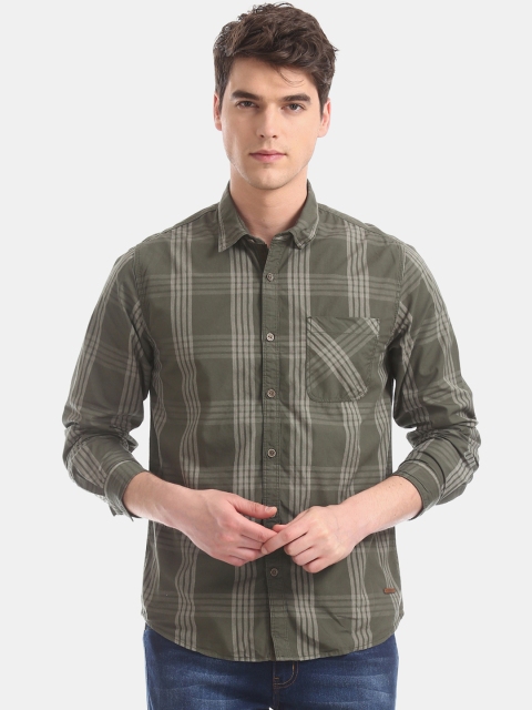 

Cherokee Men Olive Green & Grey Regular Fit Checked Casual Shirt