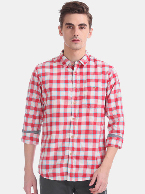 

Cherokee Men Red & White Regular Fit Checked Casual Shirt