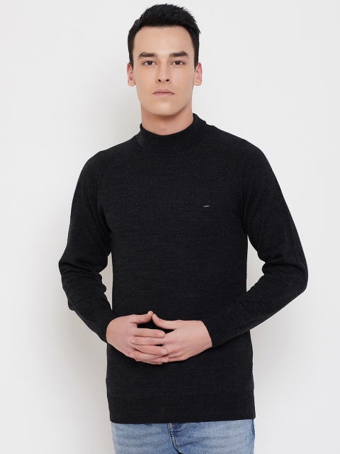 

Okane Men Black Solid Pullover Sweater
