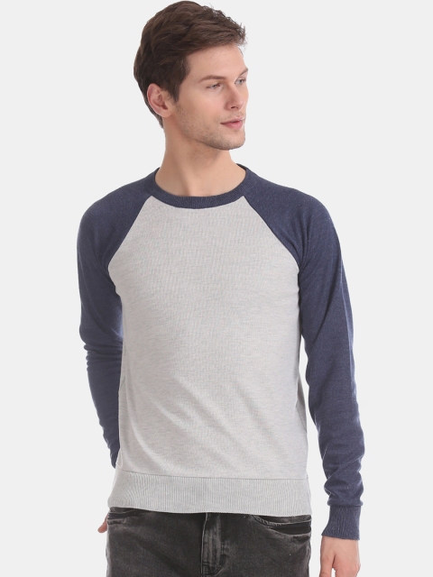 

Ruggers Men Grey & Navy Blue Solid Pullover Sweater