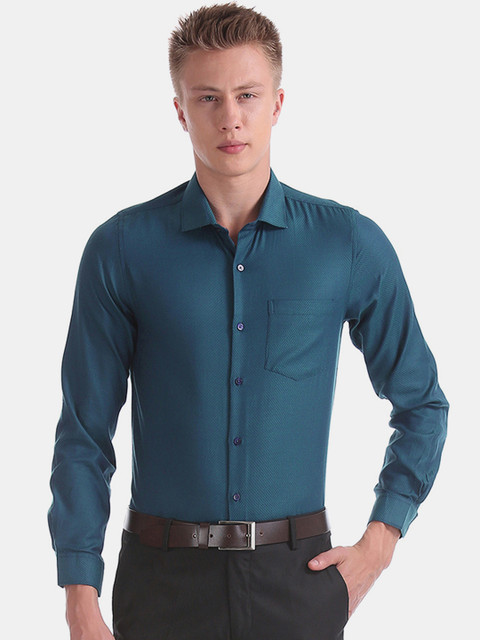 

Excalibur Men Teal Green Skinny Fit Self Design Formal Shirt