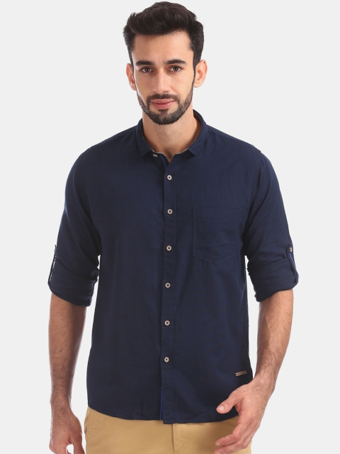 

Cherokee Men Navy Blue Regular Fit Solid Casual Shirt