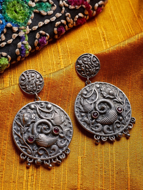 

ZeroKaata Silver-Plated Handcrafted Contemporary Drop Earrings
