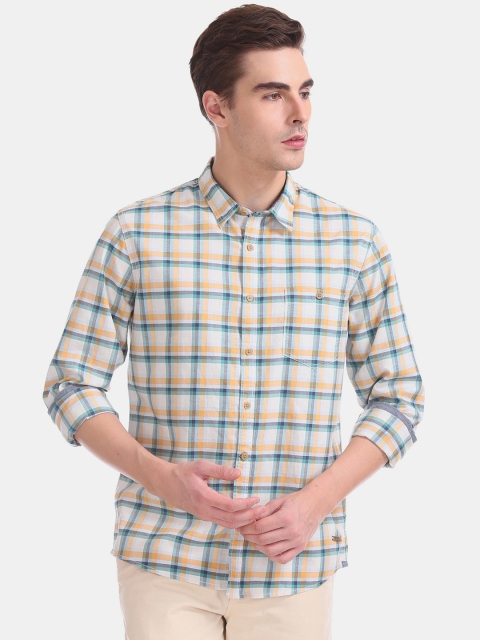 

Cherokee Men White & Blue Regular Fit Checked Casual Shirt