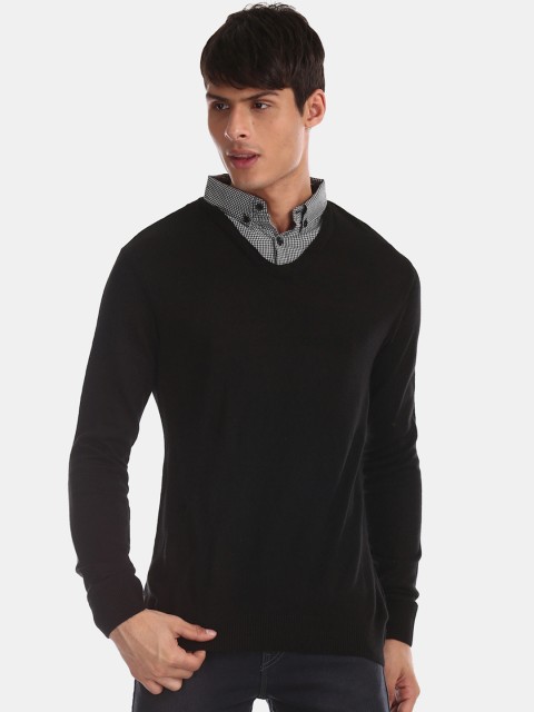

Ruggers Men Black Solid Pullover Sweater