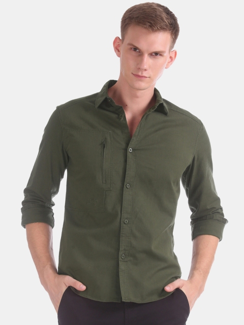 

Cherokee Men Olive Green Regular Fit Solid Casual Shirt