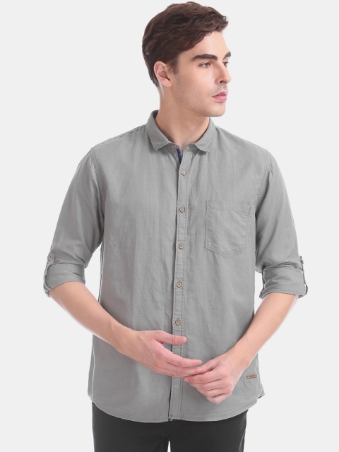 

Cherokee Men Grey Regular Fit Solid Casual Shirt