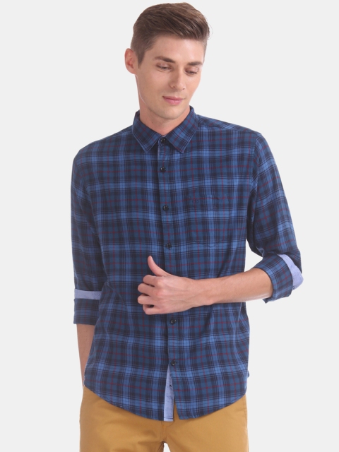 

Ruggers Men Blue Slim Fit Checked Casual Shirt