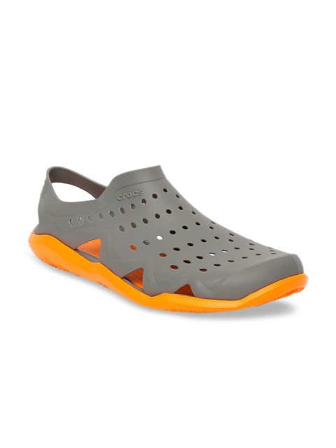 

Crocs Swiftwater Men Grey Solid Clogs
