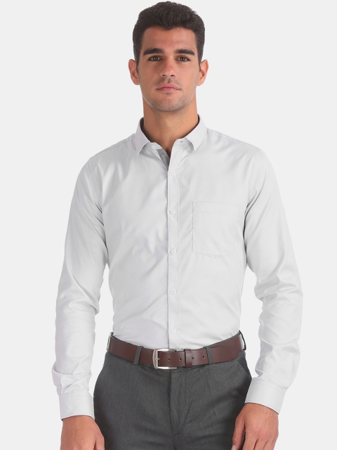 

Excalibur Men Grey Slim Fit Solid Formal Shirt