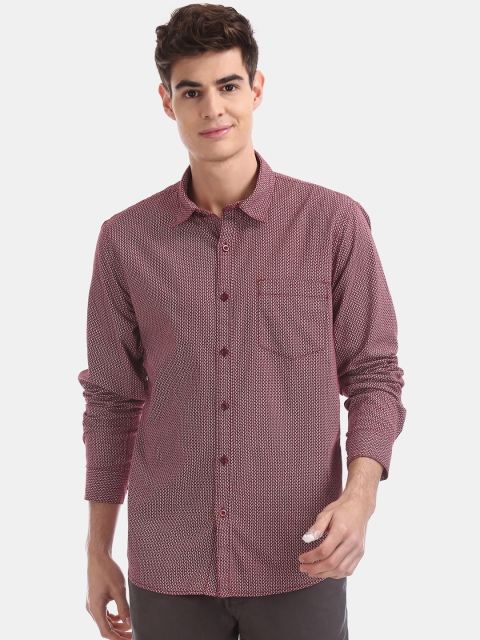 

Ruggers Men Red Regular Fit Printed Casual Shirt