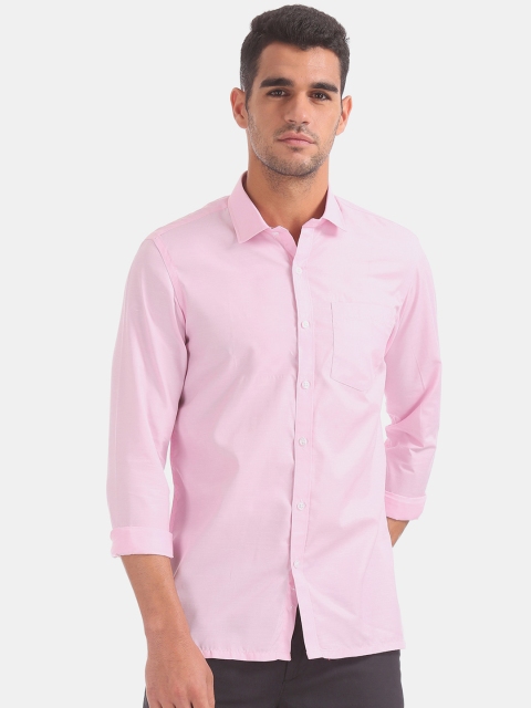 

Excalibur Men Pink Regular Fit Solid Casual Shirt