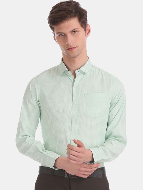 

Excalibur Men Green Regular Fit Printed Formal Shirt