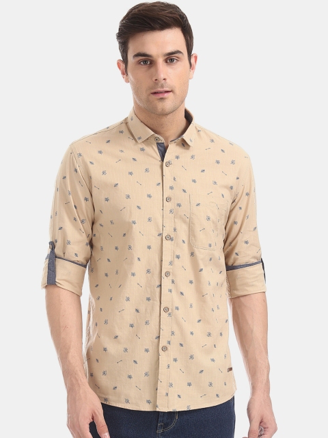

Cherokee Men Beige & Grey Regular Fit Printed Casual Shirt