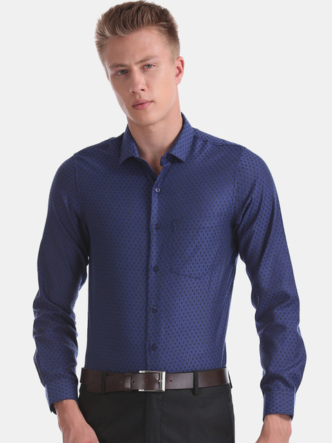 

Excalibur Men Blue Super Slim Fit Self Design Formal Shirt