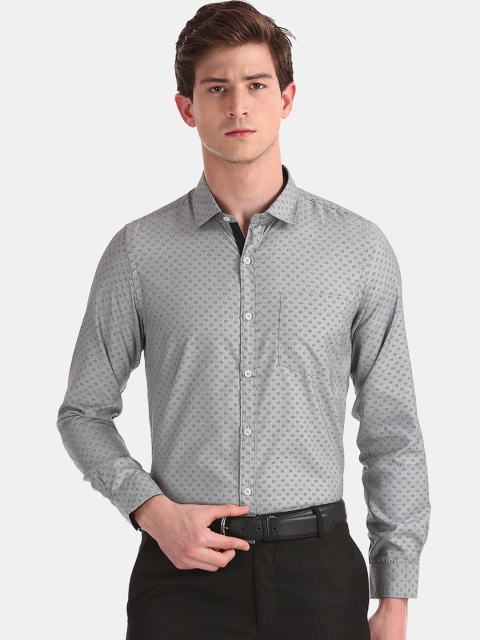 

Excalibur Men Grey Slim Fit Printed Formal Shirt